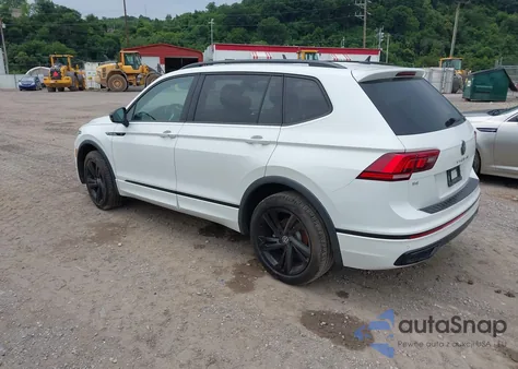 2024 Volkswagen Tiguan 2.0T Se R-Line Black z USA, uszkodzony, nr VIN 3VV8B7AX7RM009601